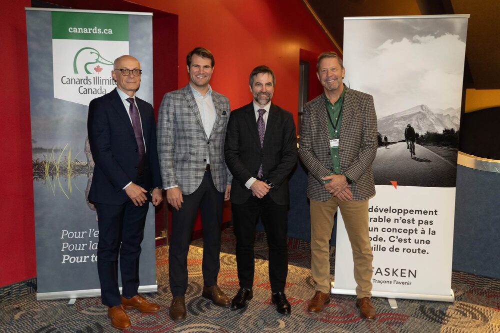 From left to right: Michael Nadler, CEO of Ducks Unlimited Canada;  Antoine Tardif, Mayor of Victoriaville and First Vice-President of the Fédération québécoise des municipalités; The Honourable Steven Guilbeault, Minister of the Environment and Climate Change and Member of Parliament for Laurier-Sainte-Marie; and Roger d’Eschambault, Ducks Unlimited Canada’s President of the Board.